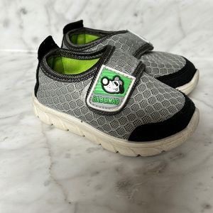 Babeimao toddler shoes size 4